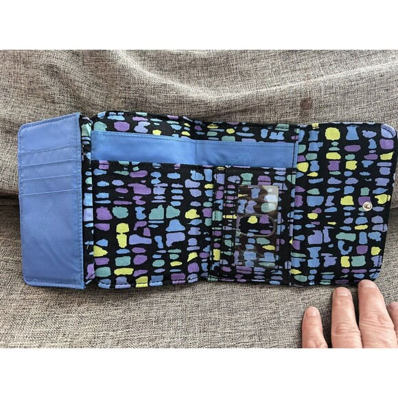 Vera Bradley Trifold Wallet In Indigo Pop Clutch ID Window Quilted - Picture 4 of 8